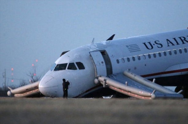 Foto - O koltuklarda sakın oturmayın!