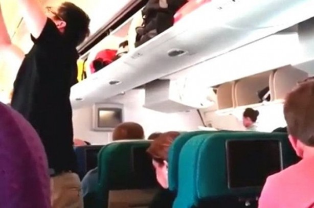 Foto - O koltuklarda sakın oturmayın!