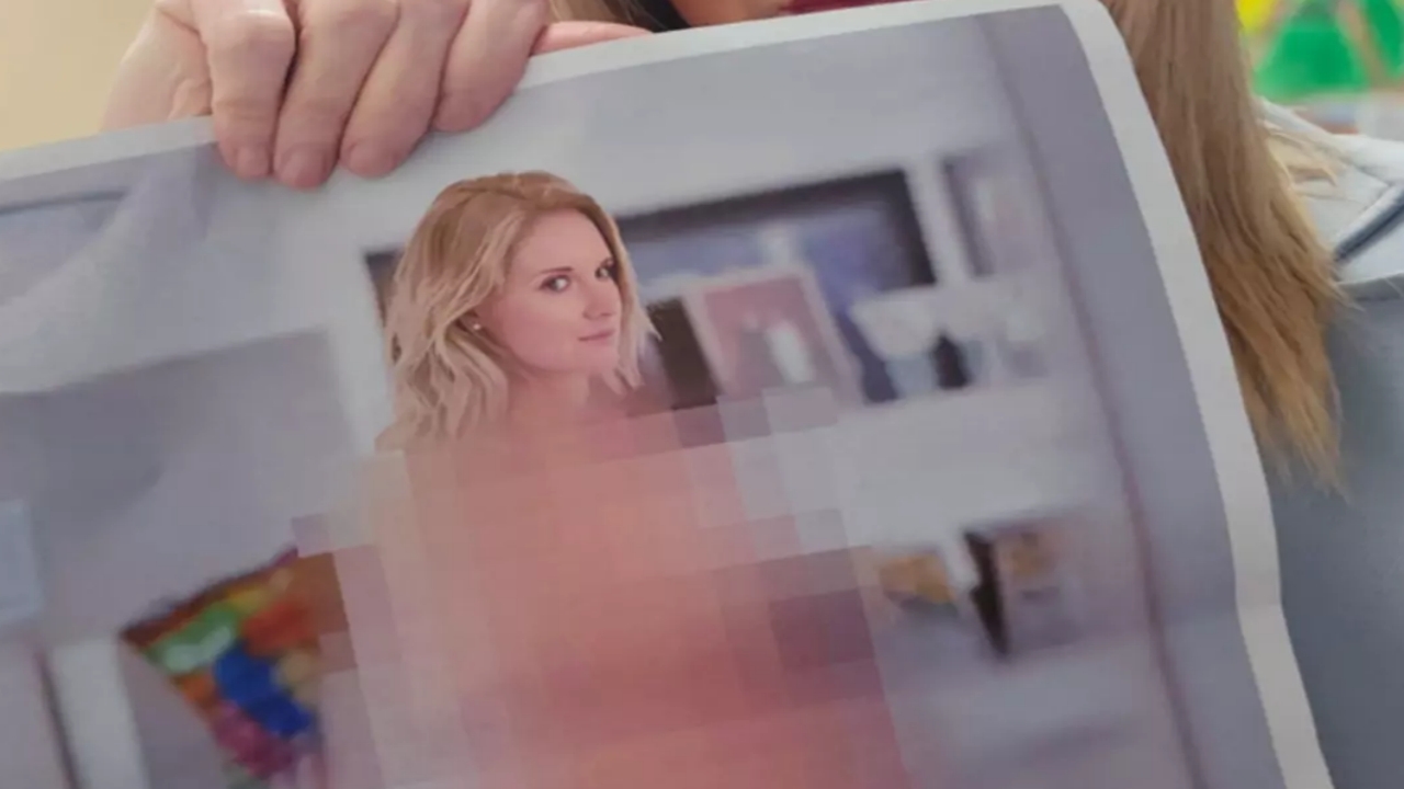 Foto - O milletvekili Meclis’te çıplak resmini gösterdi! Böyle eylem görülmedi