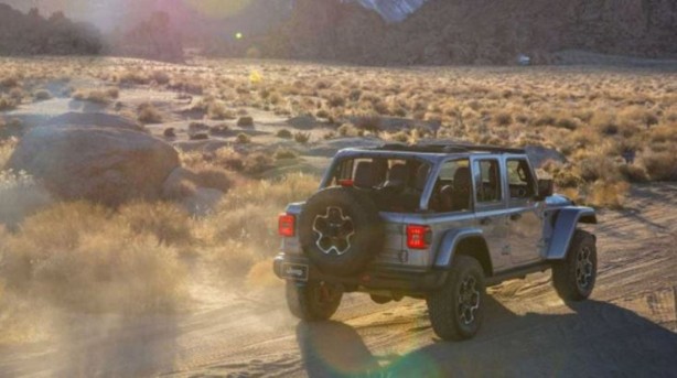 Foto - O model aracı olanlar dikkat! 8 otomobil alev topuna dönmüştü! "Hemen en yakın servise başvurun" diye açıklama yaptılar