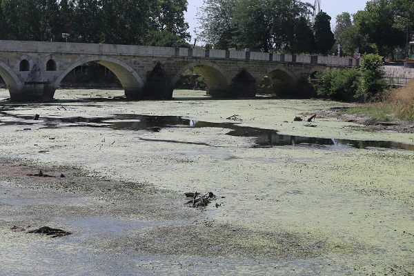 Foto - O nehir adeta kurudu! İşte son hali