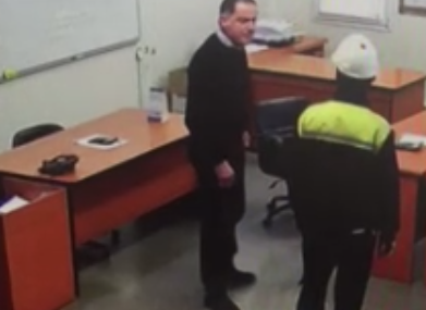 Foto - O patron, Türkiye’yi ayağa kaldırdı! Şu kepazeliğe bakın Allah aşkına! Bunlar da "adamım" diye ortalıkta dolaşıyor