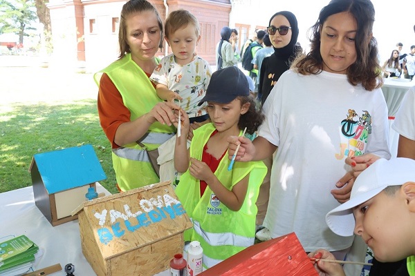 Foto - O sahilden 1 ton çöp toplandı