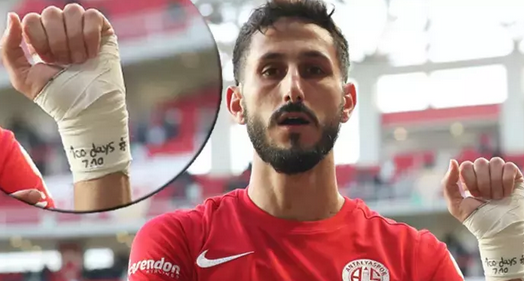 Foto - O şerefsiz şimdi Tüpraş Stadı'na gelecek! Gel bakalım Koç'um senin ifadeni Beşiktaş alacak!