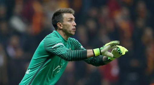 Foto - O sözleri gündem olmuştu: Ve Muslera krizi çözüldü çözülecek...