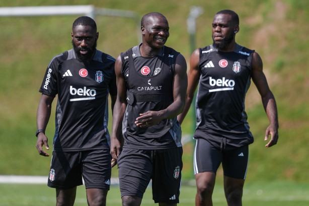 Foto - O takımı tarihi müjde az önce verildi: Beşiktaş'tan Mourinho'yu yıkacak hamle! Transferde yılın çalımı geliyor