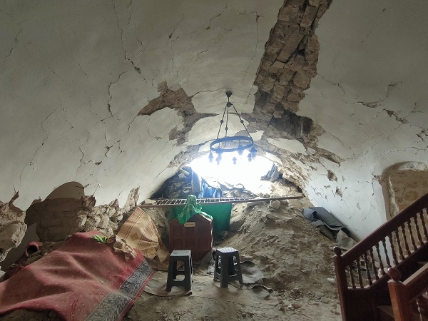 Foto - O türbe molozlar arasında kaldı