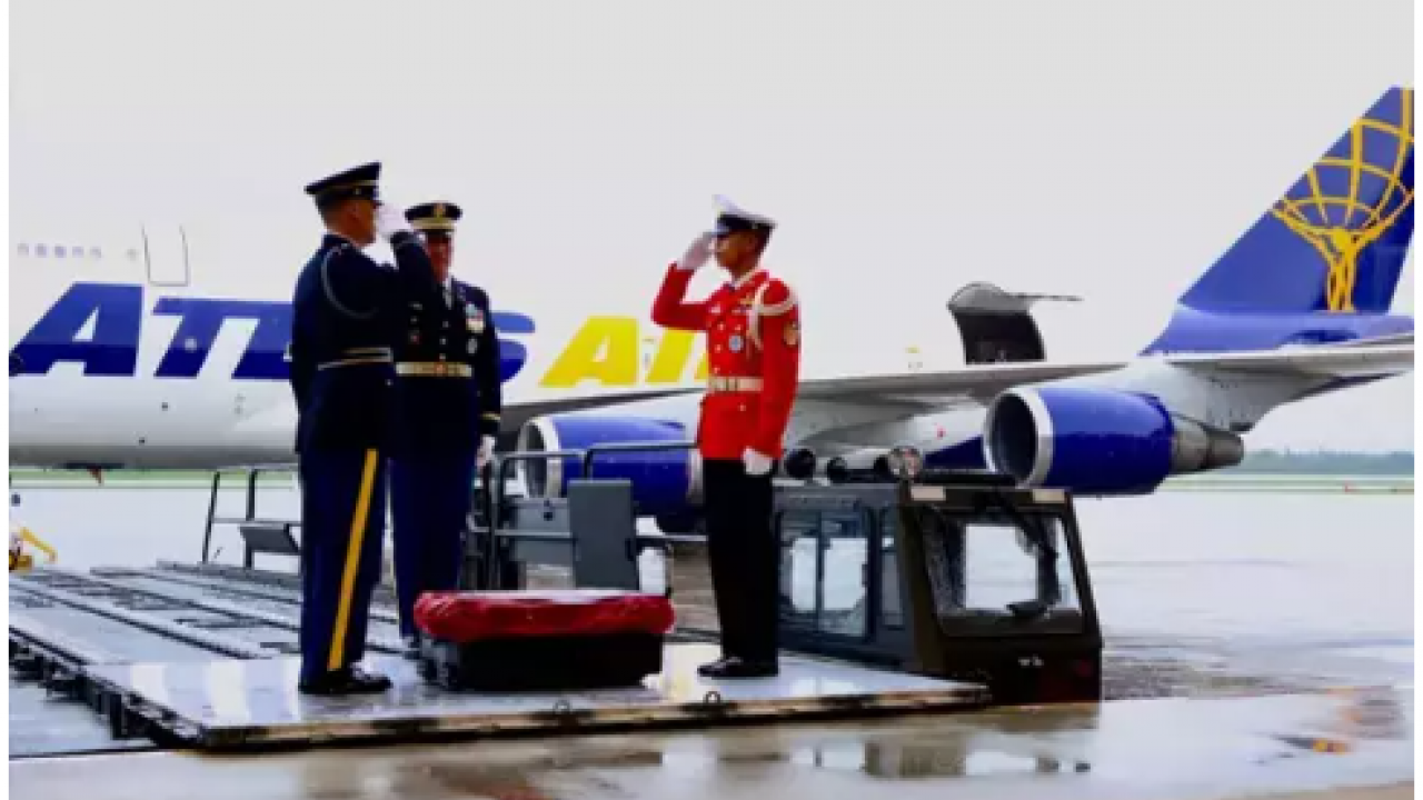 Foto - O ülke, 4 Türk askerin naaşını 75 yıl sonra Türkiye'ye teslim etti