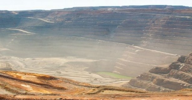 Foto - O ülke açıkladı! Yeni keşif sonucu… Petrolden sonra yeni maden buldu!