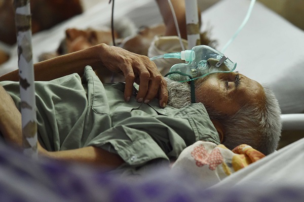 Foto - O ülke adeta sıcaktan kavruluyor! Son 6 günde 568 kişi öldü