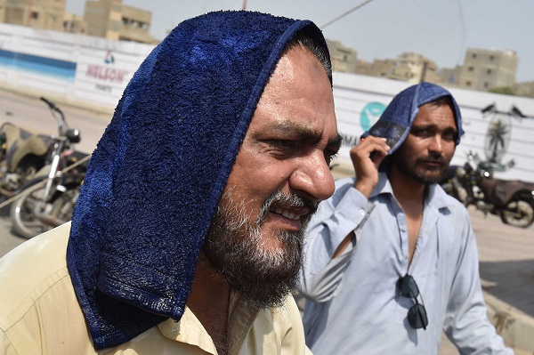 Foto - O ülke adeta sıcaktan kavruluyor! Son 6 günde 568 kişi öldü