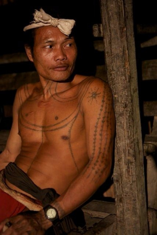 Foto - O ülkede kadınlar değil erkekler gelin gidiyor!