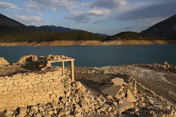 Foto - O ülkede kuraklık kapıya dayandı