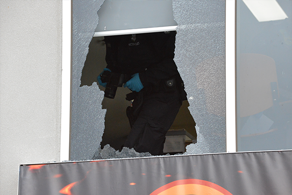 Foto - O ülkede MÜSİAD'ın da bulunduğu binaya saldırı