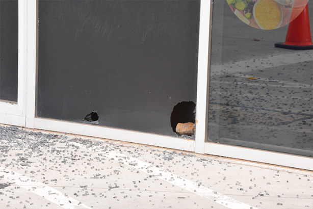 Foto - O ülkede MÜSİAD'ın da bulunduğu binaya saldırı