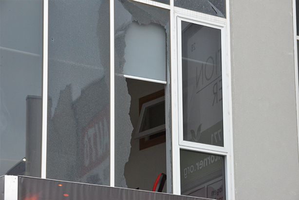 Foto - O ülkede MÜSİAD'ın da bulunduğu binaya saldırı