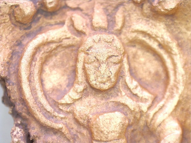 O ülkede öyle bir şey ortaya çıktı ki: Göktürk Kağan'a ait bin 500 yıllık altın tokalar bulundu! Bölgede yer altından fışkırdı