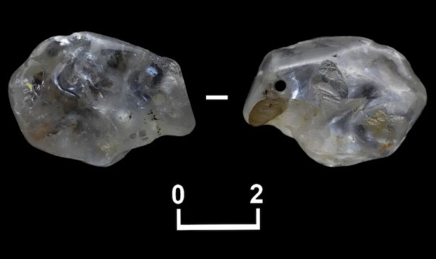 Foto - O ülkede öyle bir şey ortaya çıktı ki: Göktürk Kağan'a ait bin 500 yıllık altın tokalar bulundu! Bölgede yer altından fışkırdı