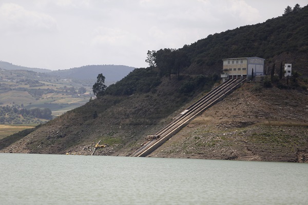 Foto - O ülkede susuzluk kapıya dayandı