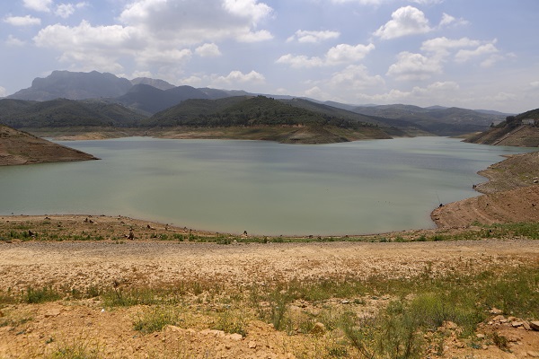 Foto - O ülkede susuzluk kapıya dayandı
