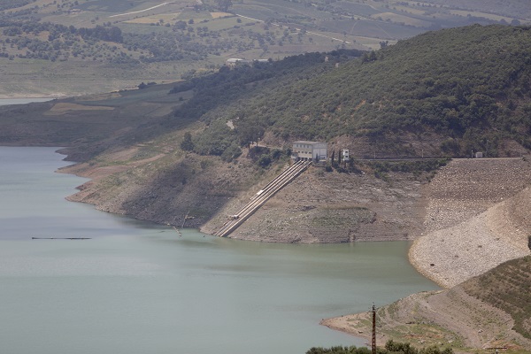 Foto - O ülkede susuzluk kapıya dayandı