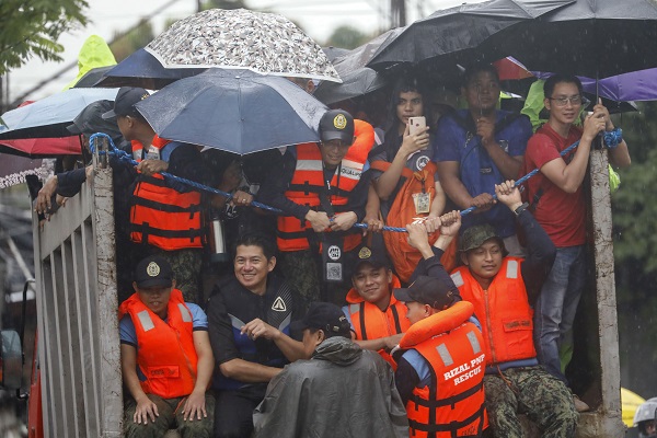 Foto - O ülkede tropikal fırtına can aldı