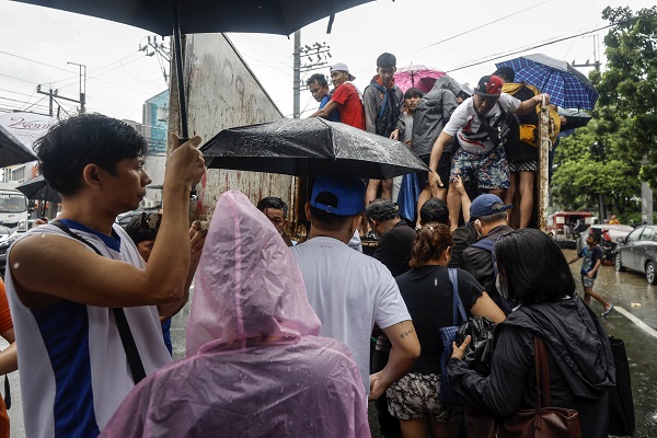 Foto - O ülkede tropikal fırtına can aldı