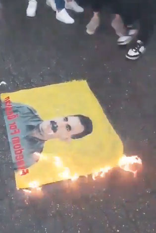 Foto - O ülkede Türk mahallesine Öcalan posterleriyle girmeye çalıştılar! Bakın sonunda ne oldu