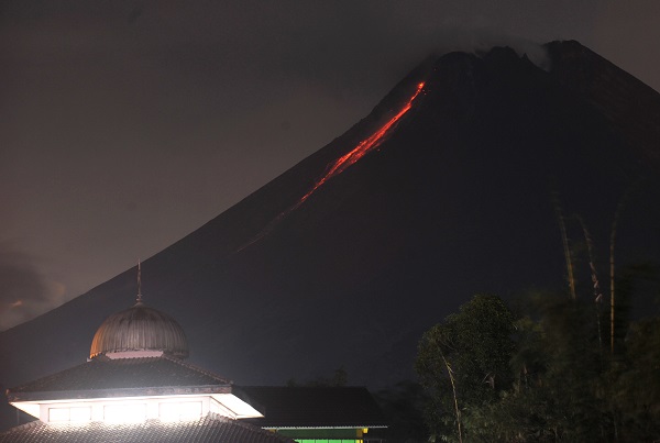 Foto - O ülkede volkan harekete geçti! 