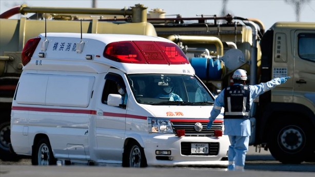 Foto - O ülkeden koronavirüs kararı! Vatandaşlarına kişi başı 6 bin 400 TL verecek