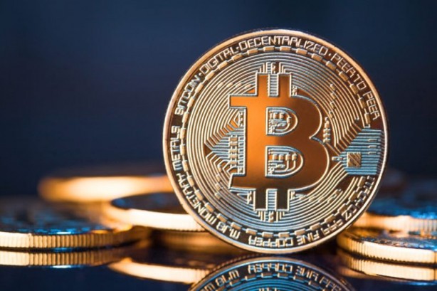 Foto - O ülkeden şaşırtan Bitcoin kararı! Kabul etmeyenleri cezalandıracaklar