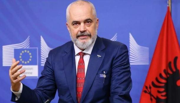 Foto - O ülkenin başbakanı 20 milyon lira bağış yaptı