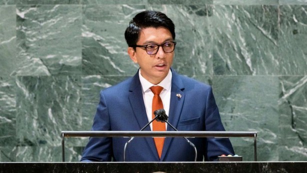 Foto - O ülkenin cumhurbaşkanından şoke eden adım! Gizlice Fransız vatandaşlığına geçti! Bu nasıl iş böyle 