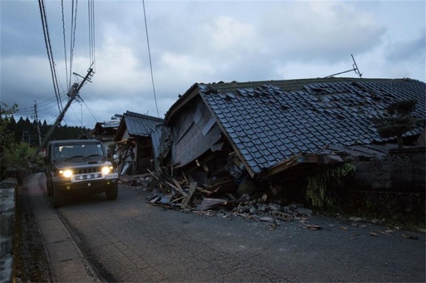 Foto - O ülkeye tsunami uyarısı yapıldı!