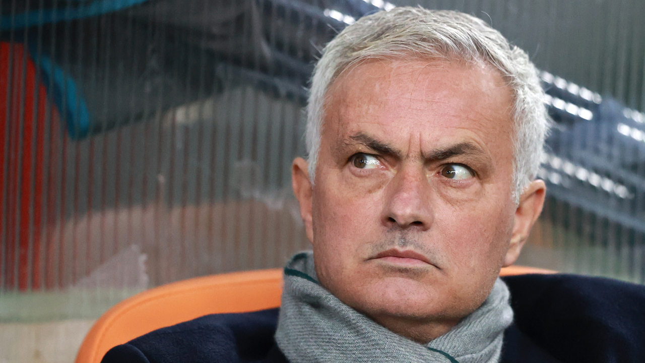 Foto - O ülkeyi duyan şok içerisinde artık! Ya Mourinho ya Ancelotti: Böylesi görülmedi herkesi heyecan bastı…