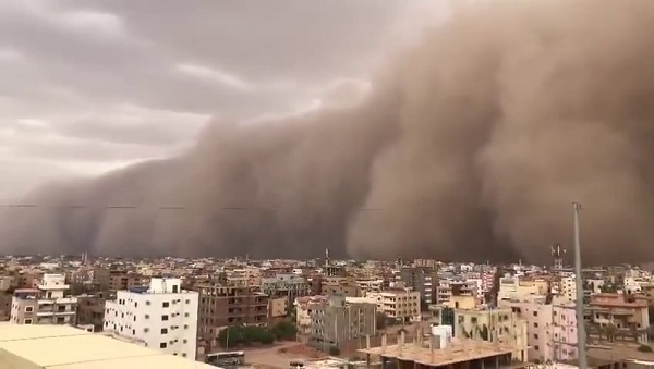 Foto - O ülkeyi kum fırtınası vurdu! 