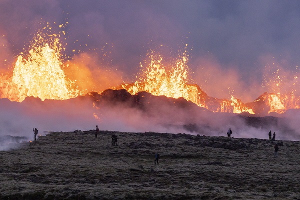Foto - O yanardağ harekete geçti