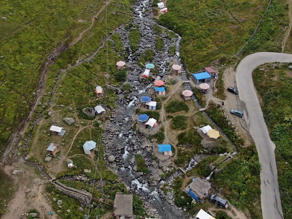 Foto - O yaylada görüntü kirliliği oluştu