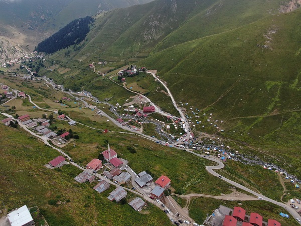 Foto - O yaylada görüntü kirliliği oluştu