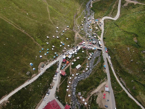Foto - O yaylada görüntü kirliliği oluştu