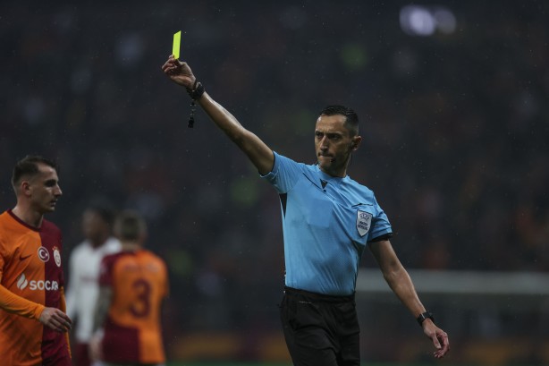 Foto - O yıldız futbolcuya öyle bir teklif geldi ki… Kulaklarınıza inanamayacaksınız! Bunlar çıldırmış olmalı