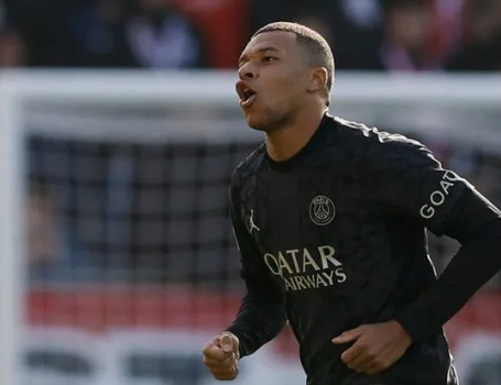 Foto - O yıldızlardan iki kat daha pahalı! "2024 onun yılı olacak" diye duyurdular: 2024’ün ilk transfer bombası patlamak üzere…