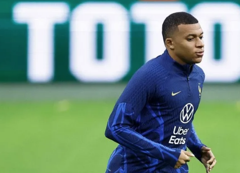 Foto - O yıldızlardan iki kat daha pahalı! "2024 onun yılı olacak" diye duyurdular: 2024’ün ilk transfer bombası patlamak üzere…