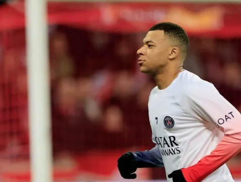 O yıldızlardan iki kat daha pahalı! "2024 onun yılı olacak" diye duyurdular: 2024’ün ilk transfer bombası patlamak üzere…