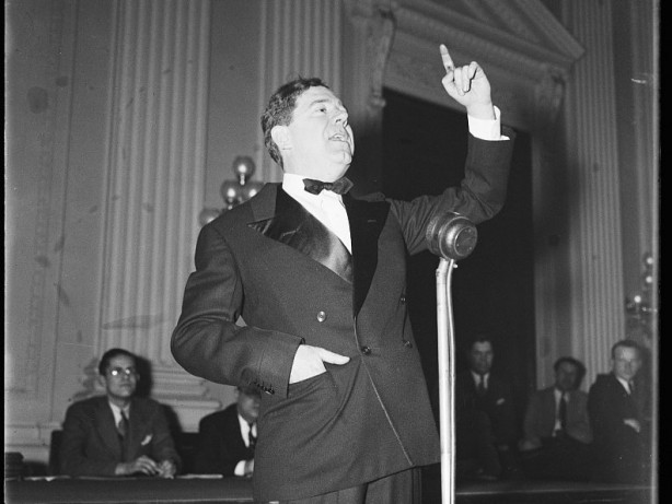 Foto - Objektifler tekrar oraya çevrildi, sosyal medya ‘sıra onda mı?’ tartışması yapıyor! Makam aracında…