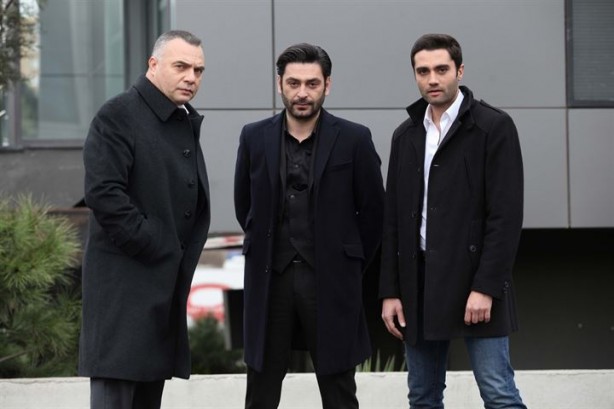 Foto - Ocak ayı boyunca diziler 3 hafta yayınlanmayacak! Peki neden?