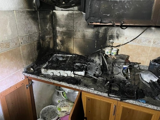 Foto - Ocakta unutulan süt evi yaktı, faciadan dönüldü