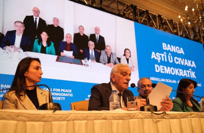 Foto - Öcalan çağrıyı yaptı! Türk medyası böyle gördü… O gazete neden üzgün?