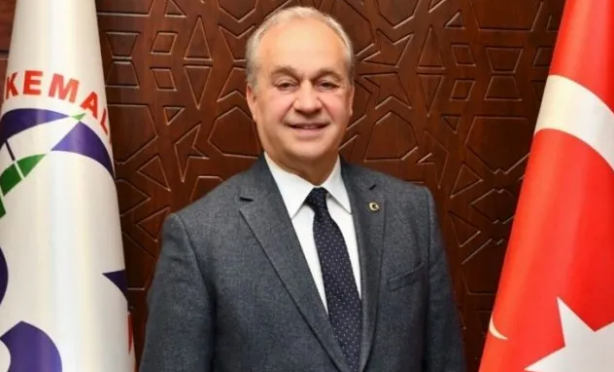 Foto - Öcalan hain değil diyen CHP’li başkan, ilçeyi parsel parsel satışa çıkardı