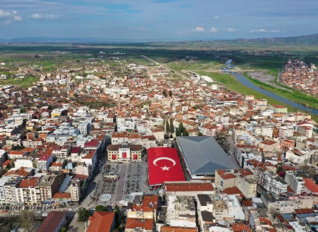 Foto - Öcalan hain değil diyen CHP’li başkan, ilçeyi parsel parsel satışa çıkardı